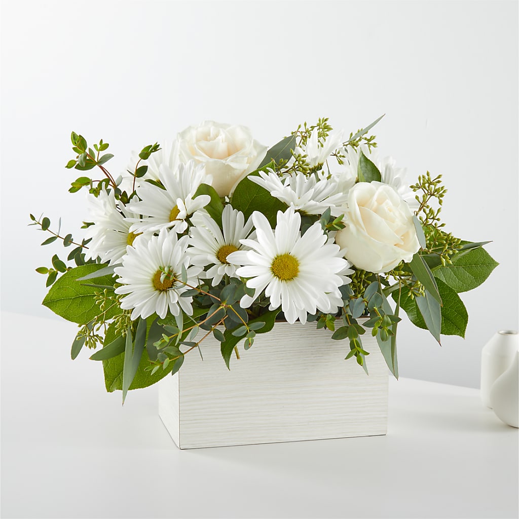 Fresh Linen Box Bouquet –  For The Love Of Flowers, Johns Island SC