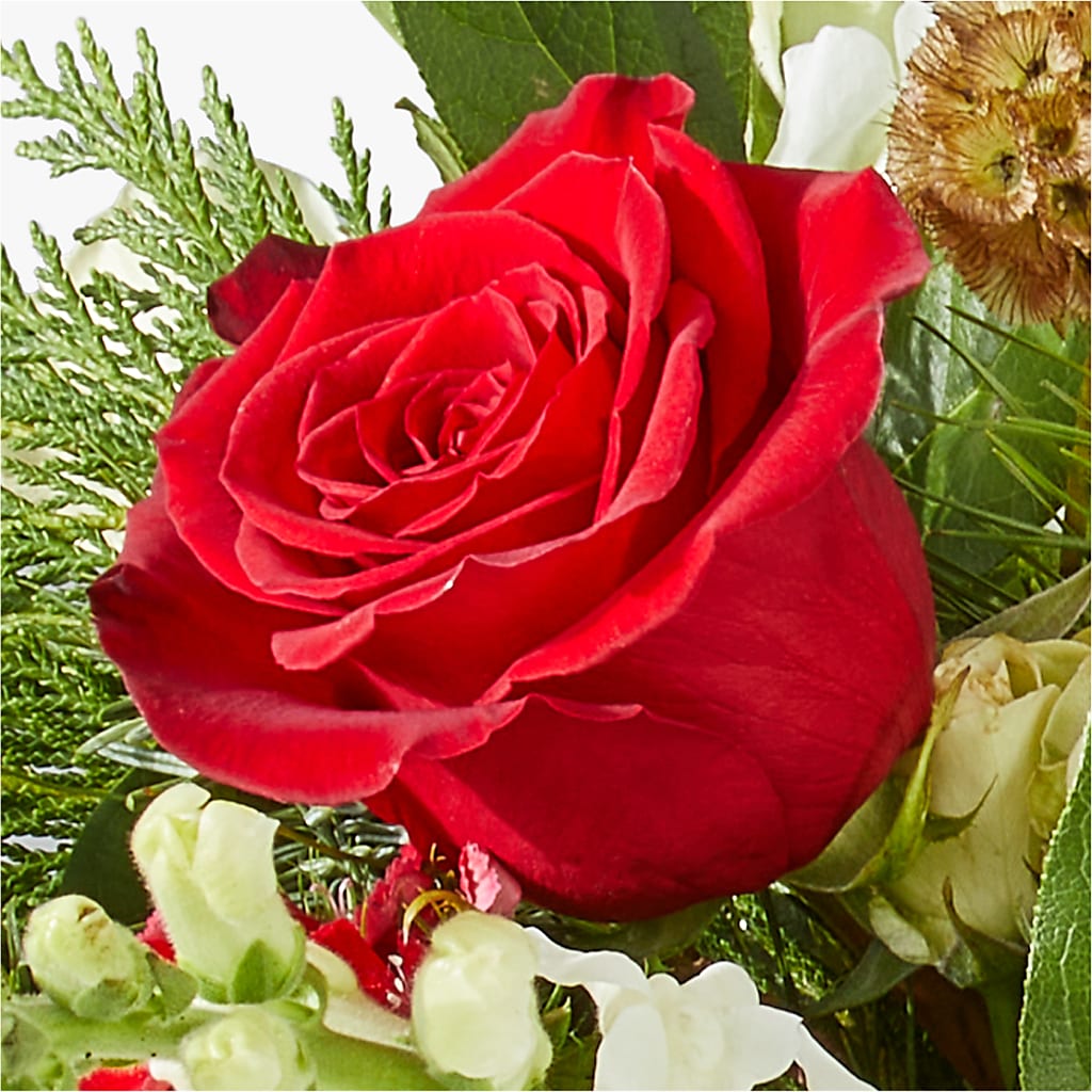 Deck the Halls Bouquet –  For The Love Of Flowers, Johns Island SC