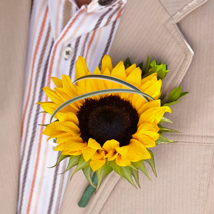 Free Spirit Boutonniere –  For The Love Of Flowers, Johns Island SC